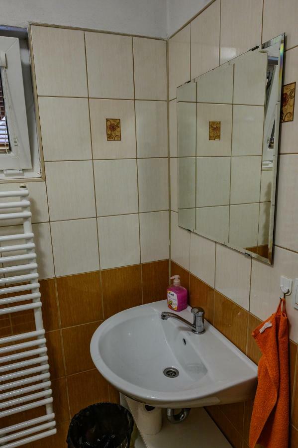 Penzion Tyra Trinec Luaran gambar